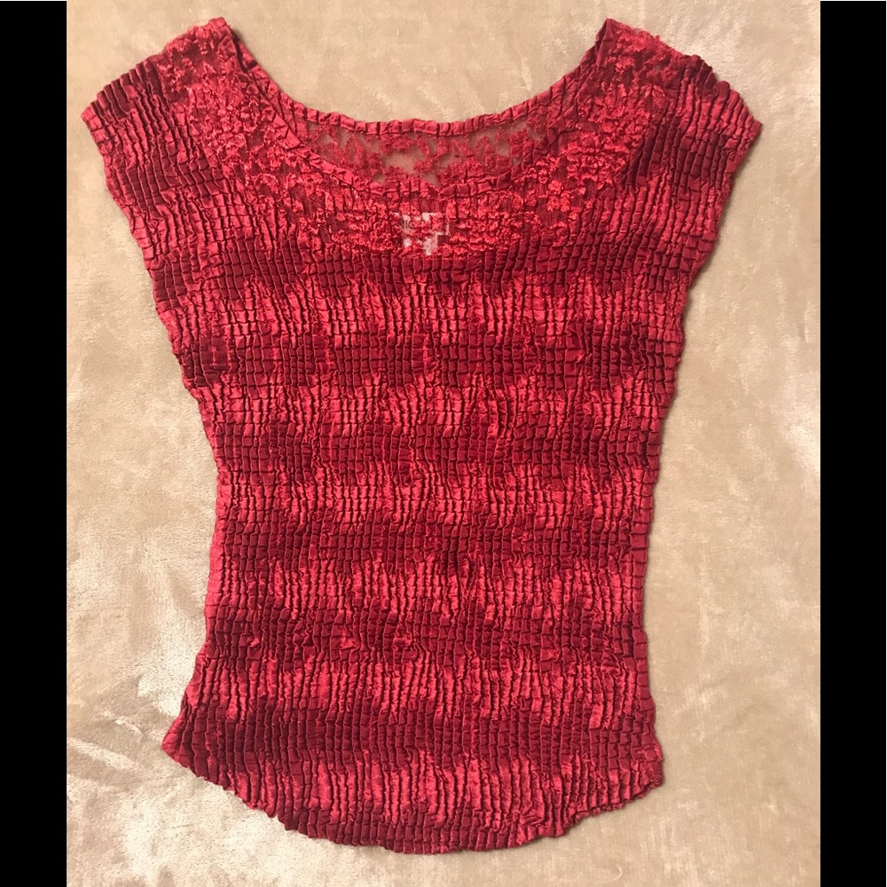 Women’s Size: M Stretch Short Sleeve Blouse